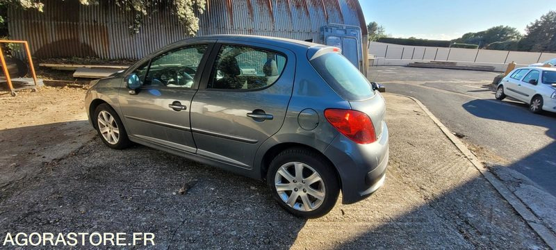 PEUGEOT 207 - 2009 - سيارة: صورة 4 PEUGEOT 207 - 2009 - سيارة: صورة 4