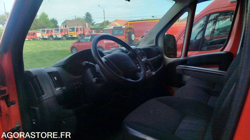 PEUGEOT BOXER 260486kms - 2015 - فان: صورة 4 PEUGEOT BOXER 260486kms - 2015 - فان: صورة 4