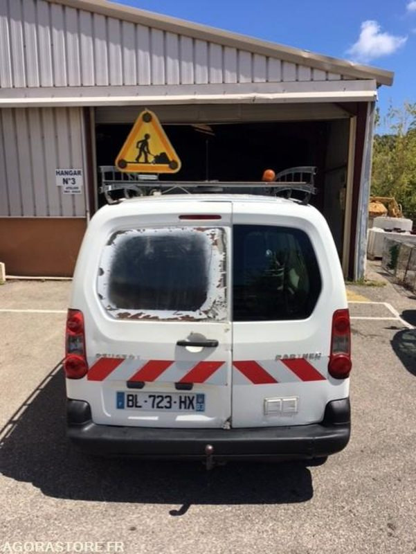 PEUGEOT PARTNER HDI 16 (B9) - فان المدمجة: صورة 2 PEUGEOT PARTNER HDI 16 (B9) - فان المدمجة: صورة 2
