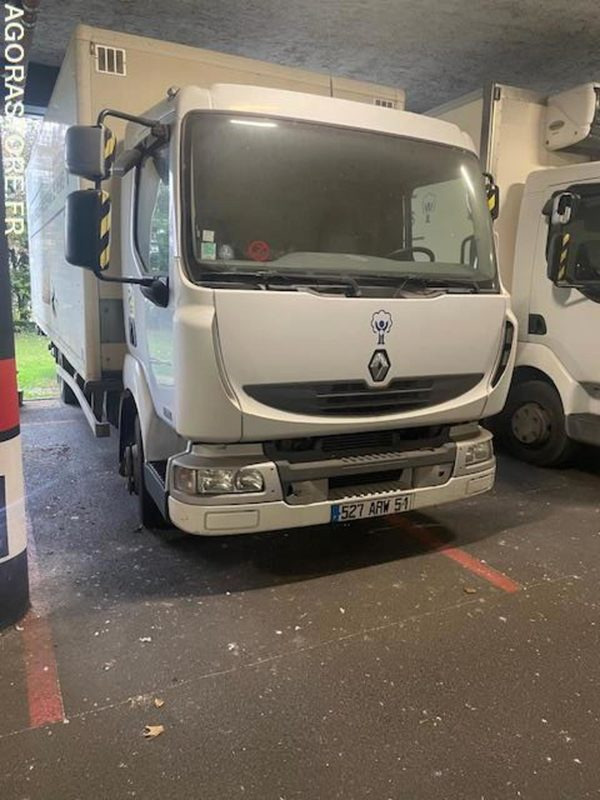 POID LOURD Renault Premium - شاحنة صندوقية: صورة 1 POID LOURD Renault Premium - شاحنة صندوقية: صورة 1