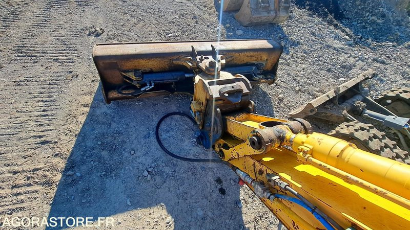Pelle New Holland E135SR-1ES Diesel 2007 - حفار زاحف: صورة 5 Pelle New Holland E135SR-1ES Diesel 2007 - حفار زاحف: صورة 5
