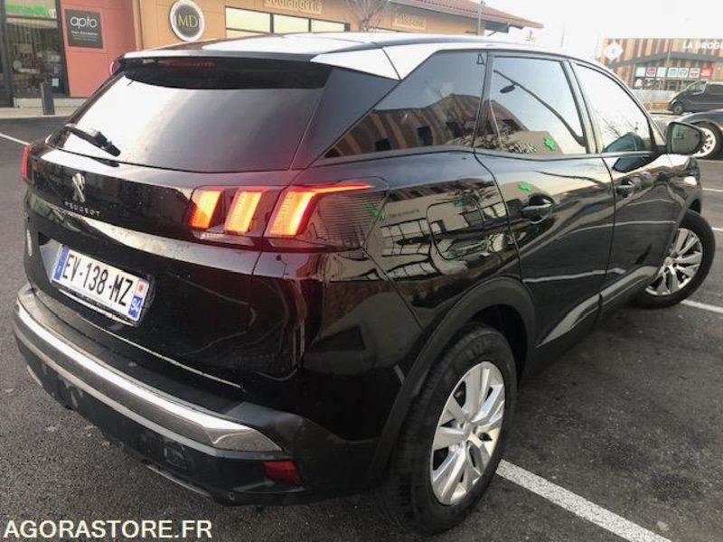 Peugeot 3008 BlueHdi 120 S&S Allure Business BOITE AUTO EAT8 - Courroie faite - سيارة: صورة 3 Peugeot 3008 BlueHdi 120 S&S Allure Business BOITE AUTO EAT8 - Courroie faite - سيارة: صورة 3