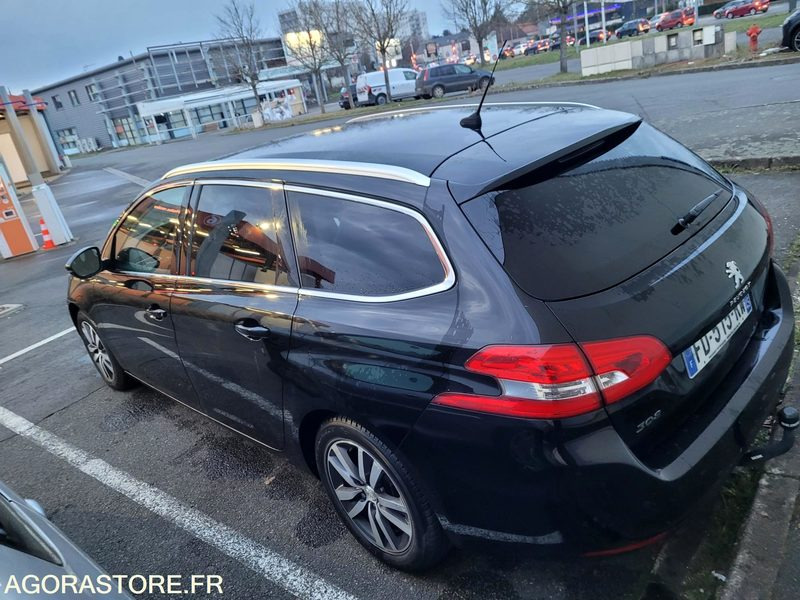 Peugeot 308SW 2019 215.000km - سيارة: صورة 3 Peugeot 308SW 2019 215.000km - سيارة: صورة 3
