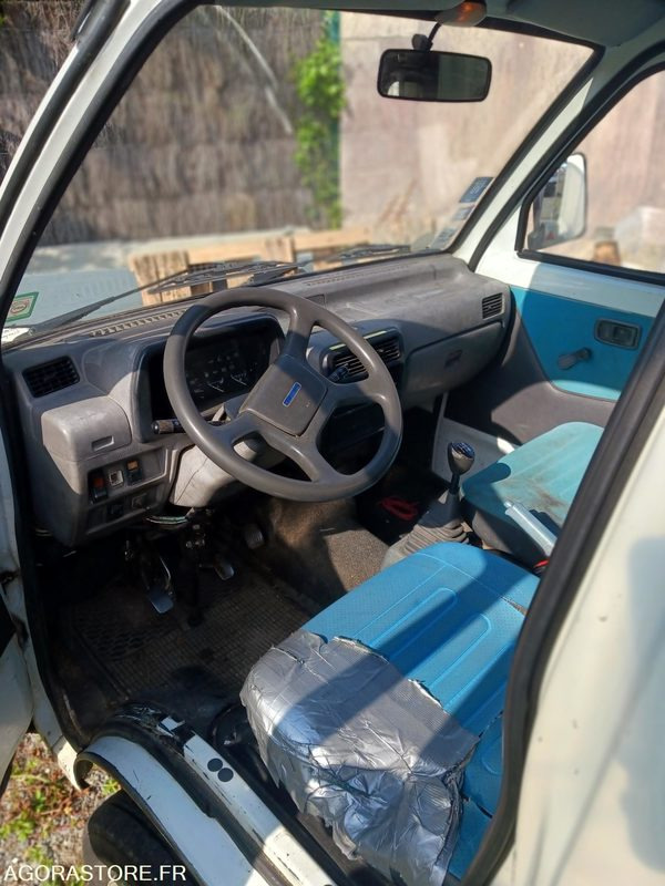 Piaggio Porter 90787 kms 2009 - قلاب صغير: صورة 3 Piaggio Porter 90787 kms 2009 - قلاب صغير: صورة 3