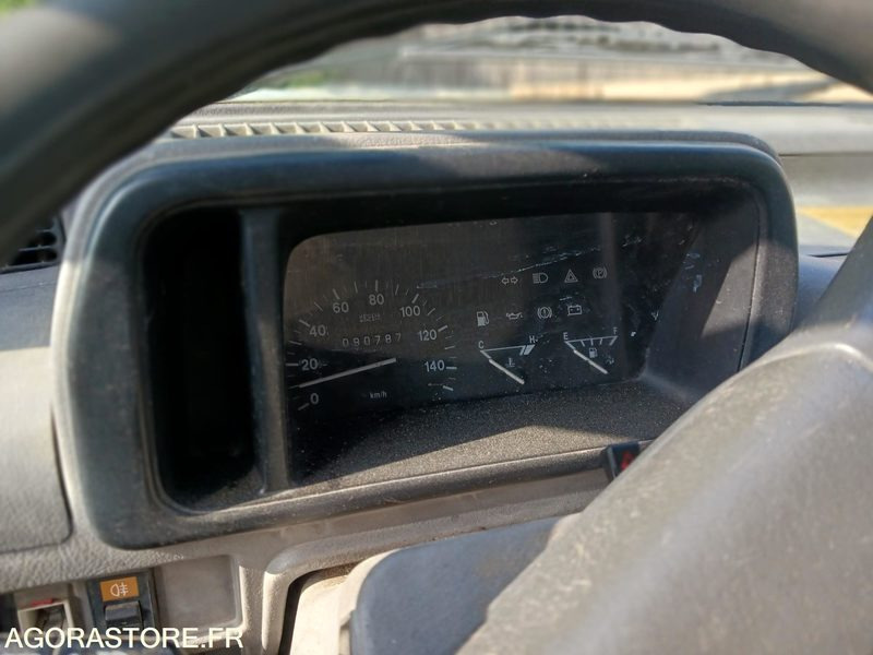 Piaggio Porter 90787 kms 2009 - قلاب صغير: صورة 4 Piaggio Porter 90787 kms 2009 - قلاب صغير: صورة 4