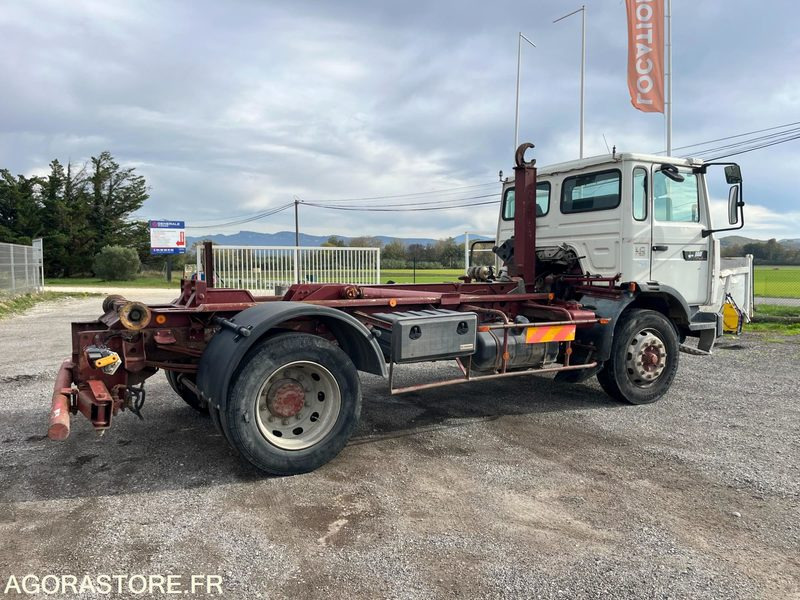 Poid lourd Renault Midlum 180 – Ampliroll / Polybenne – 1995 – 414 000 km - شاحنة: صورة 2 Poid lourd Renault Midlum 180 – Ampliroll / Polybenne – 1995 – 414 000 km - شاحنة: صورة 2