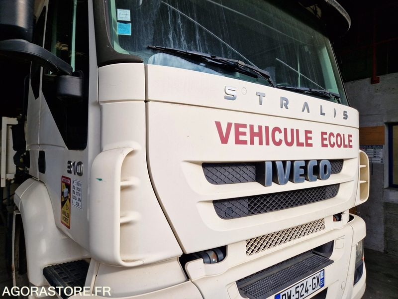 شاحنة Porteur Benne Grue Iveco 310 E5 - 2008 - 140755 Kms - DW524GX: صورة 14 شاحنة Porteur Benne Grue Iveco 310 E5 - 2008 - 140755 Kms - DW524GX: صورة 14