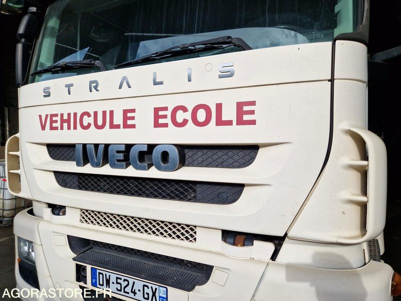 شاحنة Porteur Benne Grue Iveco 310 E5 - 2008 - 140755 Kms - DW524GX: صورة 7 شاحنة Porteur Benne Grue Iveco 310 E5 - 2008 - 140755 Kms - DW524GX: صورة 7