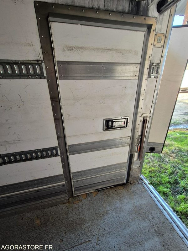 تأجير  Porteur Volvo frigo Porteur Volvo frigo: صورة 11