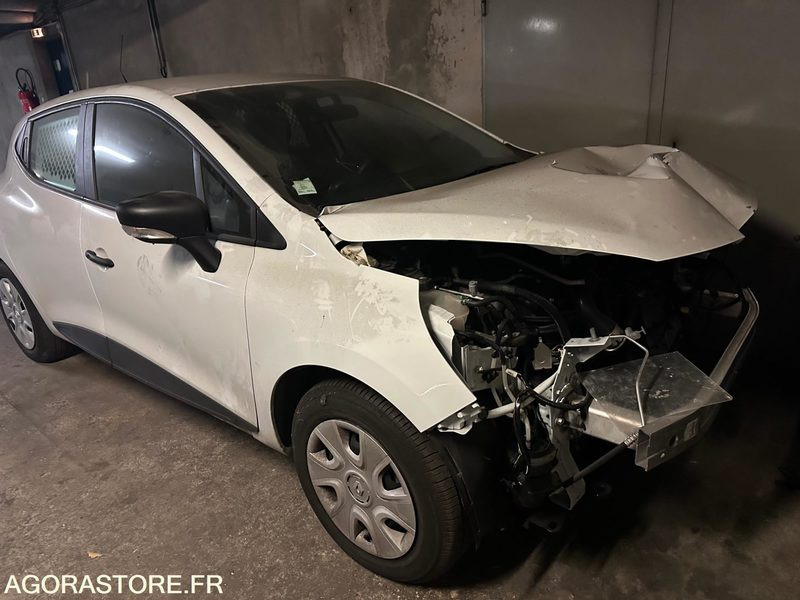 RENAULT CLIO - 2020 - 1858 KM - سيارة: صورة 1 RENAULT CLIO - 2020 - 1858 KM - سيارة: صورة 1