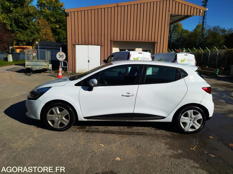 RENAULT CLIO DE 2013 AVEC 258818 KM - سيارة: صورة 4 RENAULT CLIO DE 2013 AVEC 258818 KM - سيارة: صورة 4
