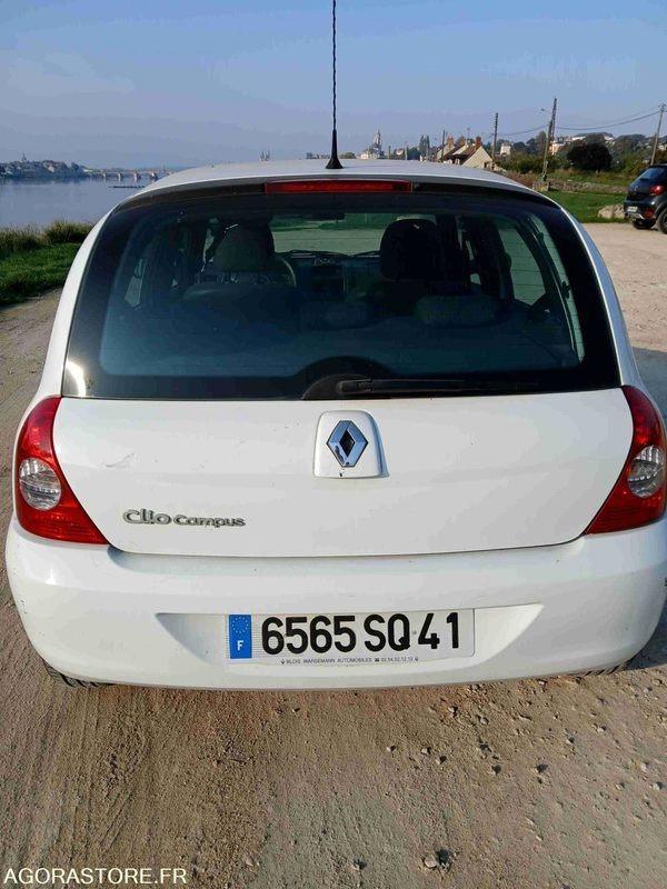 RENAULT CLIO II 1.5 DCI DE 2008 - سيارة: صورة 5 RENAULT CLIO II 1.5 DCI DE 2008 - سيارة: صورة 5