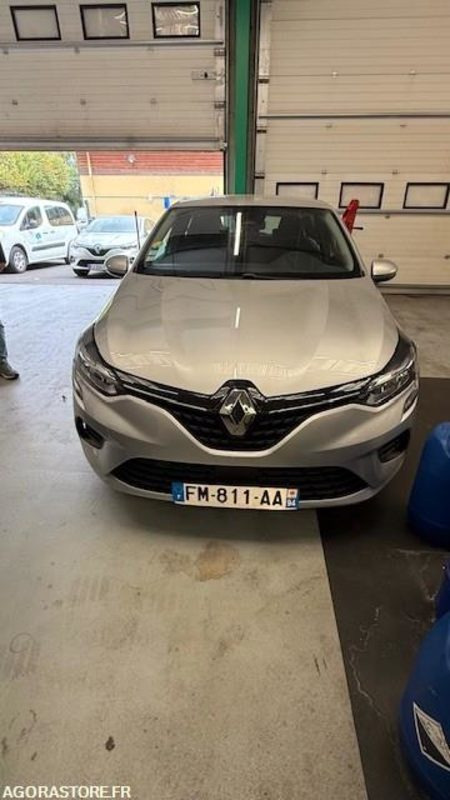 RENAULT CLIO V Diesel - 35000km - 2019 - سيارة: صورة 1 RENAULT CLIO V Diesel - 35000km - 2019 - سيارة: صورة 1