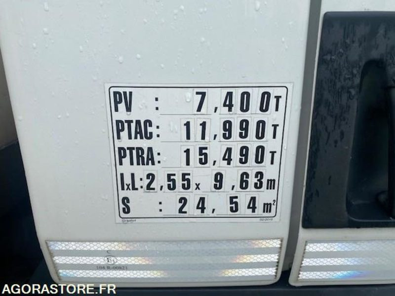 RENAULT FOURGON HAYON D12 - 2017 - 300 000km - شاحنة: صورة 3 RENAULT FOURGON HAYON D12 - 2017 - 300 000km - شاحنة: صورة 3