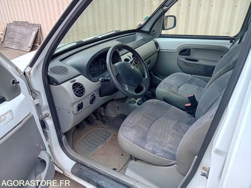 RENAULT KANGOO 1 phase 2 VP 1.5 DCI 65 - سيارة: صورة 5 RENAULT KANGOO 1 phase 2 VP 1.5 DCI 65 - سيارة: صورة 5