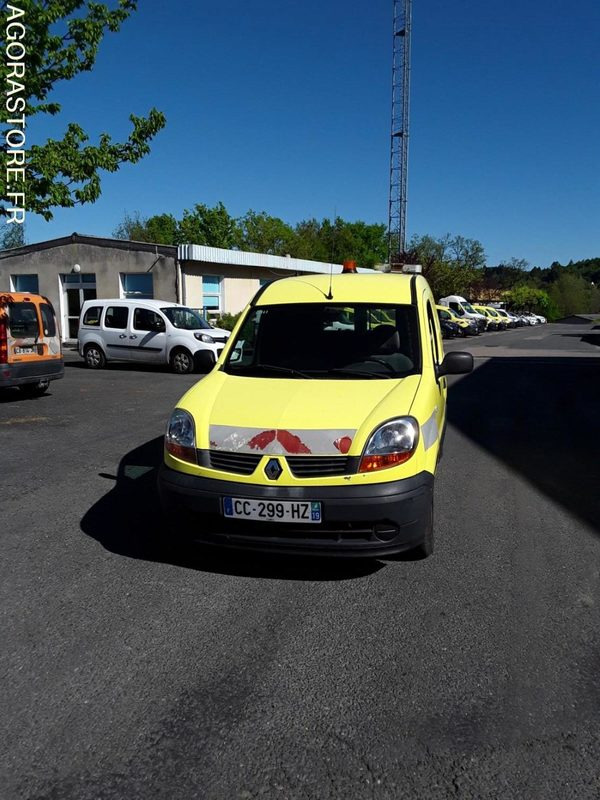 RENAULT KANGOO DCI C2063 - 303160 km - 2006 - فان المدمجة: صورة 4 RENAULT KANGOO DCI C2063 - 303160 km - 2006 - فان المدمجة: صورة 4
