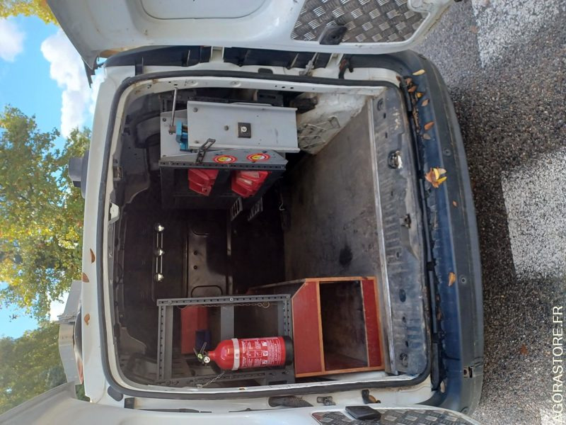 RENAULT KANGOO / REF SCP : 987 - فان: صورة 4 RENAULT KANGOO / REF SCP : 987 - فان: صورة 4