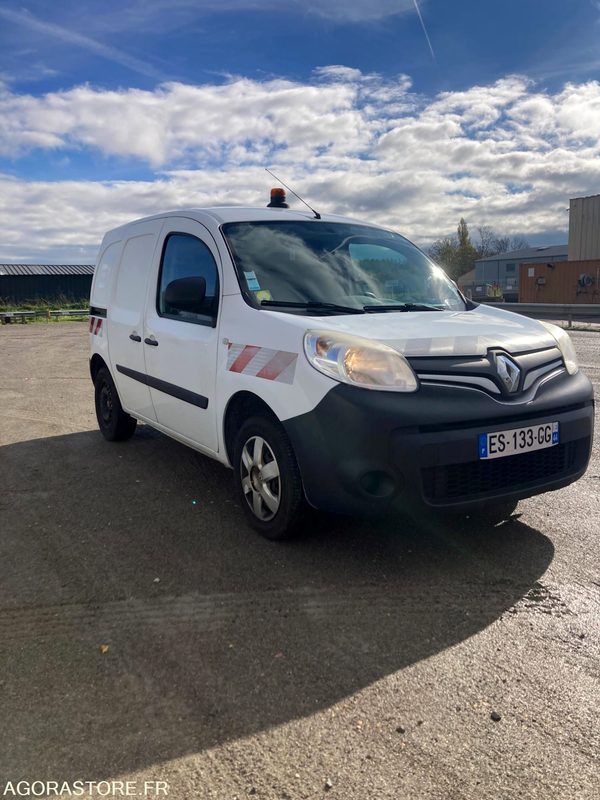 RENAULT KANGOO diesel - Année 2017 - 330 000 km - فان المدمجة: صورة 3 RENAULT KANGOO diesel - Année 2017 - 330 000 km - فان المدمجة: صورة 3