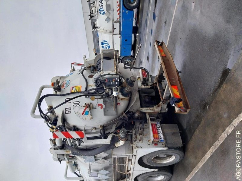 RENAULT Kerax 370 Dci HUWER ADR 2005 (258080Km) ROULANT EXPORT UNIQUEMENT - فراغ شاحنة: صورة 3 RENAULT Kerax 370 Dci HUWER ADR 2005 (258080Km) ROULANT EXPORT UNIQUEMENT - فراغ شاحنة: صورة 3