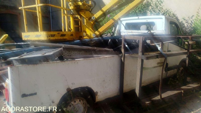 RENAULT MASTER - 2002 - فان: صورة 1 RENAULT MASTER - 2002 - فان: صورة 1