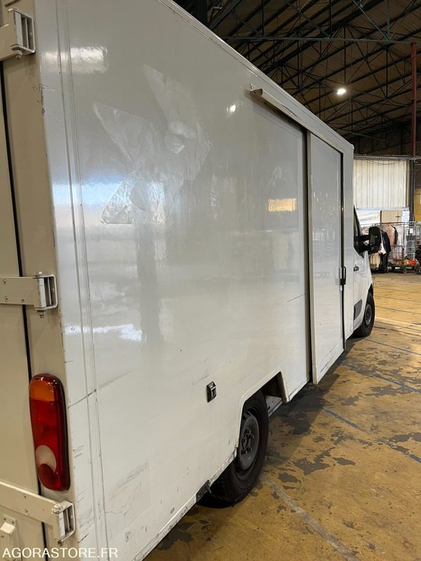 RENAULT MASTER - 2013 - 130914 Kms - فان: صورة 5 RENAULT MASTER - 2013 - 130914 Kms - فان: صورة 5