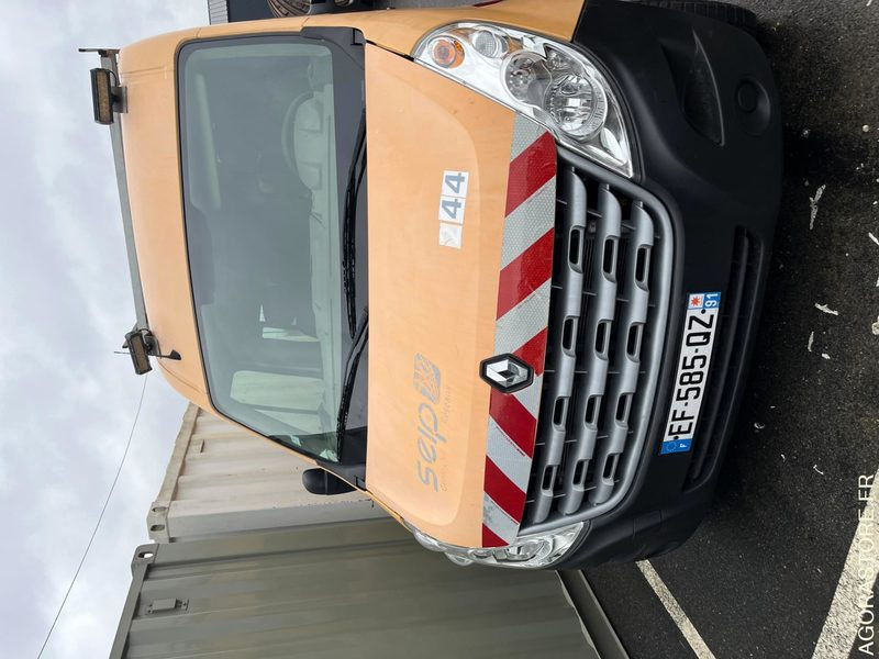 RENAULT MASTER 7 PLACES AVEC GALERIE - 2016 / 220754KM (N° 244) - فان: صورة 2 RENAULT MASTER 7 PLACES AVEC GALERIE - 2016 / 220754KM (N° 244) - فان: صورة 2