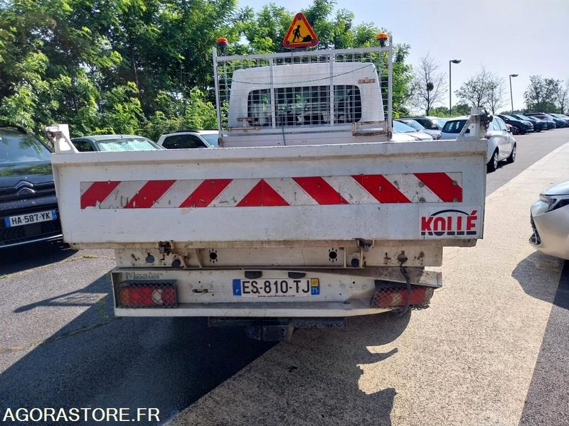 RENAULT MASTER DOUBLE CABINE TRIBENNE DIESEL 110 CH - قلاب صغير: صورة 5 RENAULT MASTER DOUBLE CABINE TRIBENNE DIESEL 110 CH - قلاب صغير: صورة 5