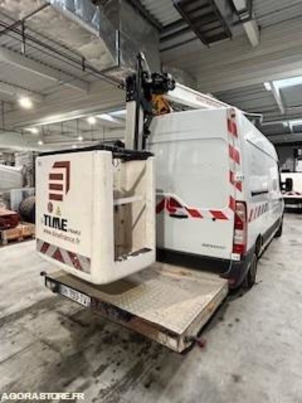 RENAULT - MASTER NACELLE 2014 / 204 645KM - DH793TV - فان: صورة 2 RENAULT - MASTER NACELLE 2014 / 204 645KM - DH793TV - فان: صورة 2