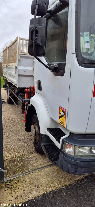 RENAULT MIDLUM GRUE - 2003 -143000km - شاحنة: صورة 3 RENAULT MIDLUM GRUE - 2003 -143000km - شاحنة: صورة 3
