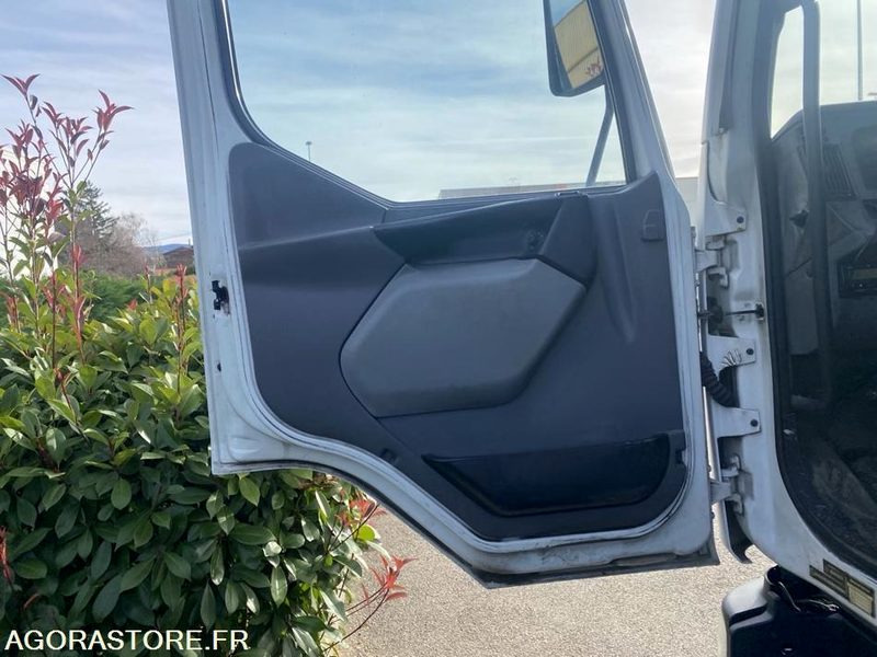 شاحنة RENAULT PREMIUM 210.19 19 t citerne ADR-  -2006-517007-BJ288SY - export only: صورة 19