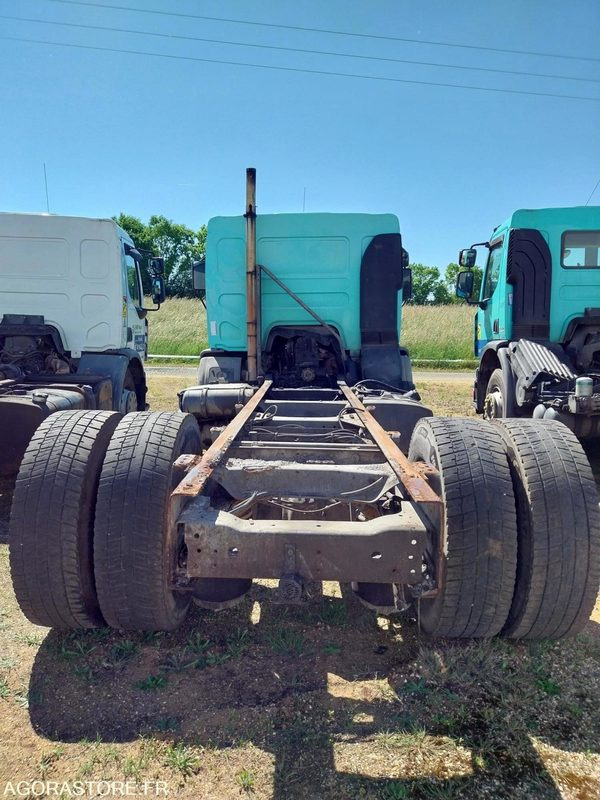 RENAULT PREMIUM 320-19 / 2005 / 445 375 km - شاحنة بهيكل معدني للمقصورة: صورة 3 RENAULT PREMIUM 320-19 / 2005 / 445 375 km - شاحنة بهيكل معدني للمقصورة: صورة 3