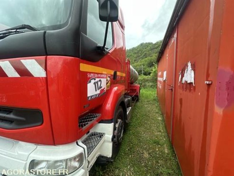 RENAULT Premium 385 privilège - 8674KB46 - شاحنة: صورة 2 RENAULT Premium 385 privilège - 8674KB46 - شاحنة: صورة 2