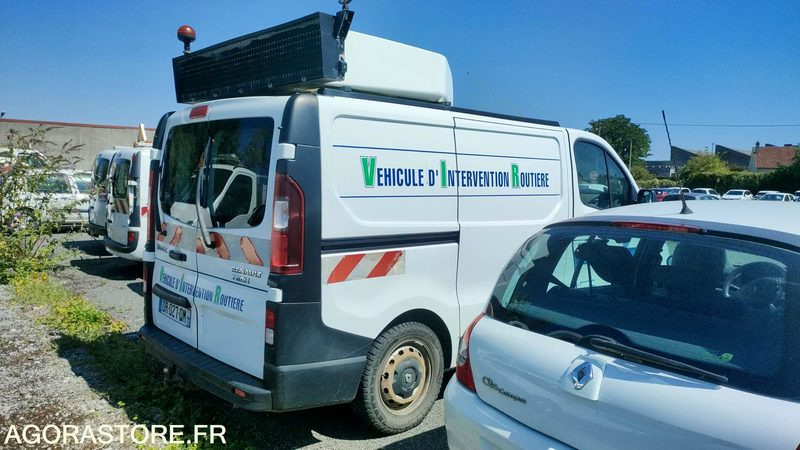 RENAULT TRAFIC - 2015 - 325997 KM - فان: صورة 4 RENAULT TRAFIC - 2015 - 325997 KM - فان: صورة 4
