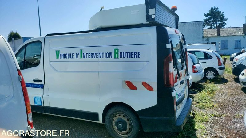 RENAULT TRAFIC - 2015 - 325997 KM - فان: صورة 3 RENAULT TRAFIC - 2015 - 325997 KM - فان: صورة 3