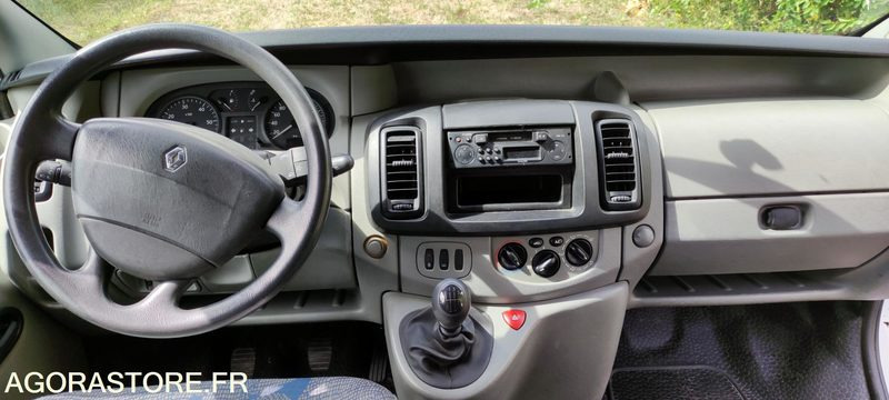 RENAULT TRAFIC II - حافلة صغيرة, ميكروباص: صورة 5 RENAULT TRAFIC II - حافلة صغيرة, ميكروباص: صورة 5