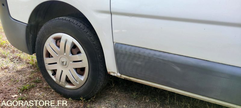 RENAULT TRAFIC II - حافلة صغيرة, ميكروباص: صورة 3 RENAULT TRAFIC II - حافلة صغيرة, ميكروباص: صورة 3