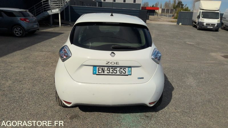 RENAULT ZOE - 2017 - 63000 KMS - CT OK - AUTONOMIE 280 KMS - سيارة: صورة 5 RENAULT ZOE - 2017 - 63000 KMS - CT OK - AUTONOMIE 280 KMS - سيارة: صورة 5