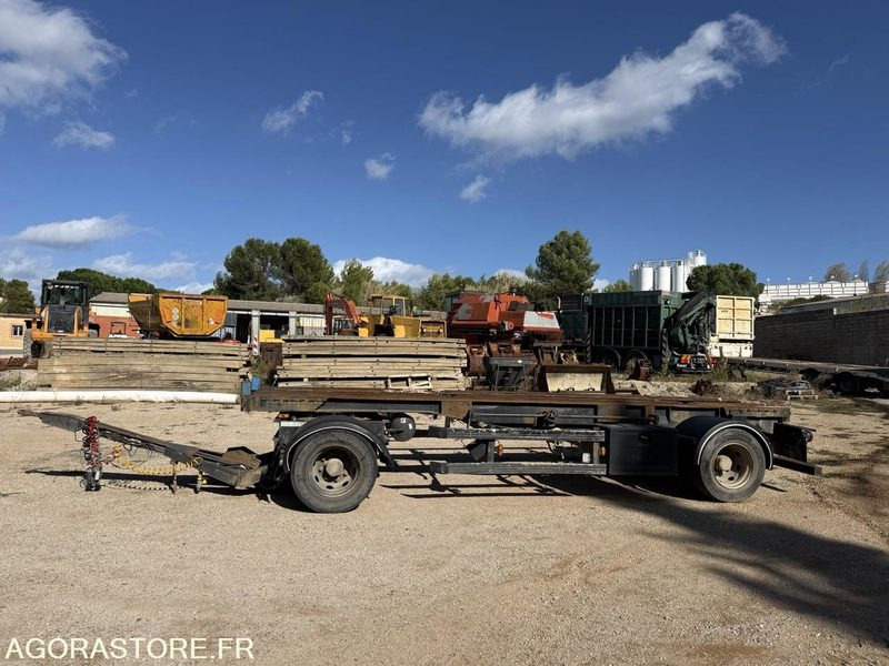 Remorque CASTERA - مقطورة: صورة 4 Remorque CASTERA - مقطورة: صورة 4