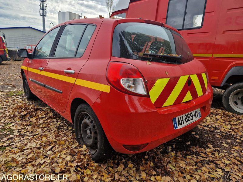 Renault Clio - 2009-166139 - AH869WY - سيارة: صورة 4 Renault Clio - 2009-166139 - AH869WY - سيارة: صورة 4