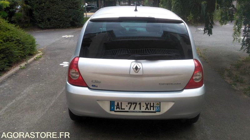 Renault Clio Campus 155254 kms 2010 - سيارة: صورة 3 Renault Clio Campus 155254 kms 2010 - سيارة: صورة 3