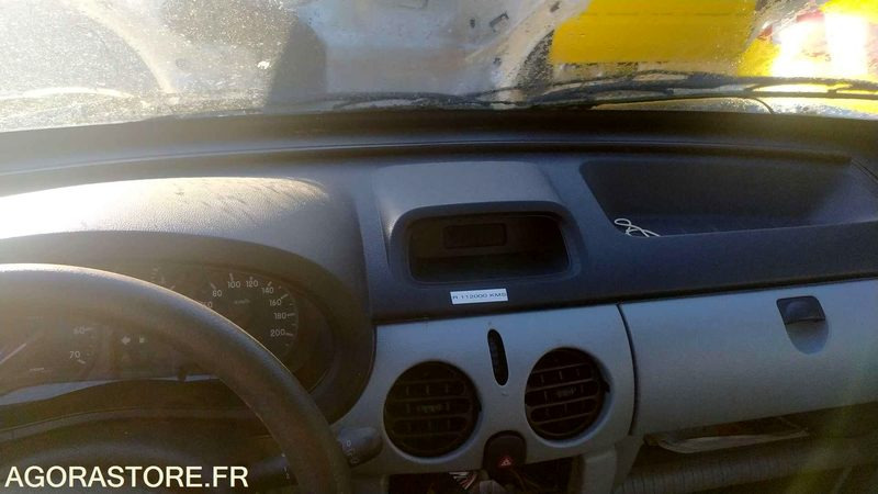 Renault Kangoo - 2004 - فان المدمجة: صورة 2 Renault Kangoo - 2004 - فان المدمجة: صورة 2