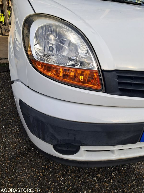 Renault Kangoo - 2006 - 75766kms - 1944 ZZ 42 - فان المدمجة: صورة 4 Renault Kangoo - 2006 - 75766kms - 1944 ZZ 42 - فان المدمجة: صورة 4