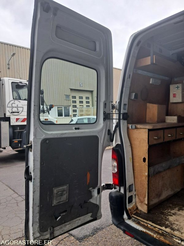 فان المدمجة Renault MASTER  6074-ZR-42: صورة 8