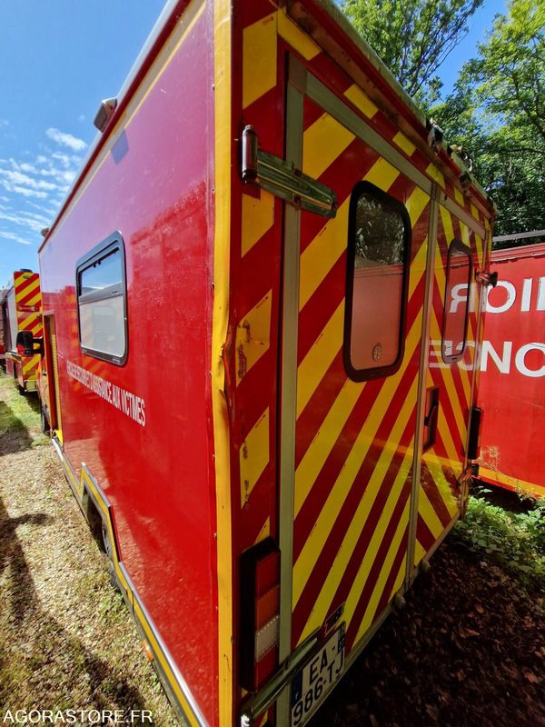 Renault Master - 2016 - 284285 - EA986TJ - سيارة: صورة 4 Renault Master - 2016 - 284285 - EA986TJ - سيارة: صورة 4