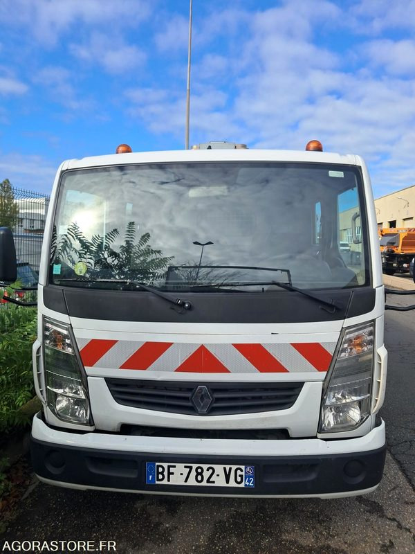 Renault Maxity BF-782-VG - قلاب صغير: صورة 2 Renault Maxity BF-782-VG - قلاب صغير: صورة 2