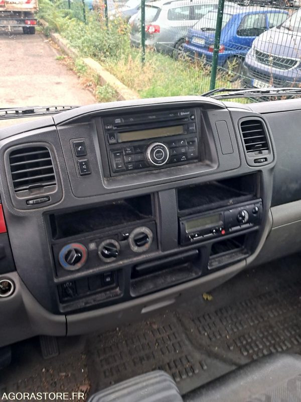 تأجير  Renault Maxity CG-384-PJ Renault Maxity CG-384-PJ: صورة 9