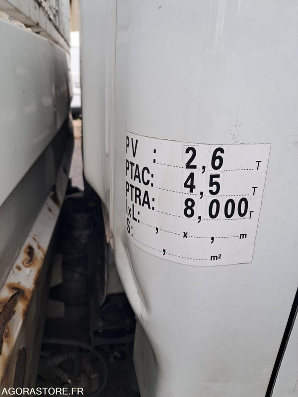 تأجير  Renault Maxity CG-384-PJ Renault Maxity CG-384-PJ: صورة 12