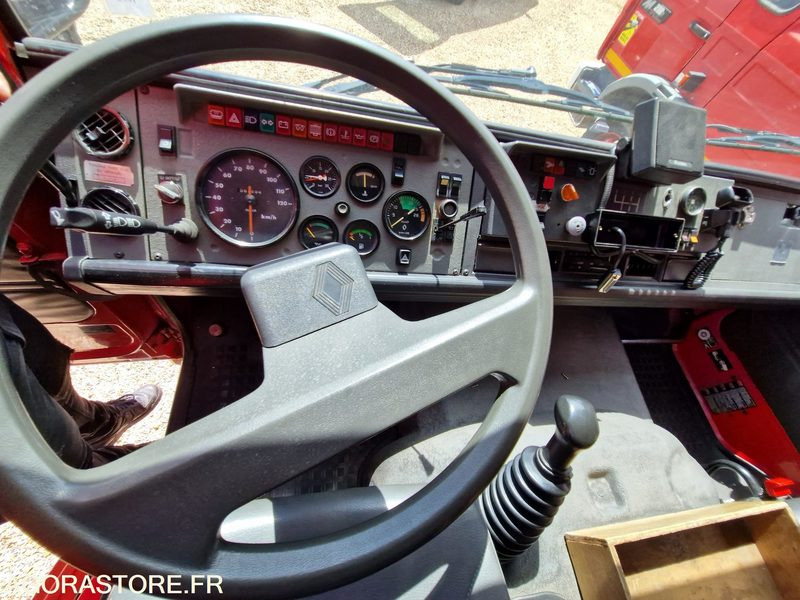 شاحنة Renault Midliner M210 -1995 - 67894 - 3384VS27: صورة 41 شاحنة Renault Midliner M210 -1995 - 67894 - 3384VS27: صورة 41