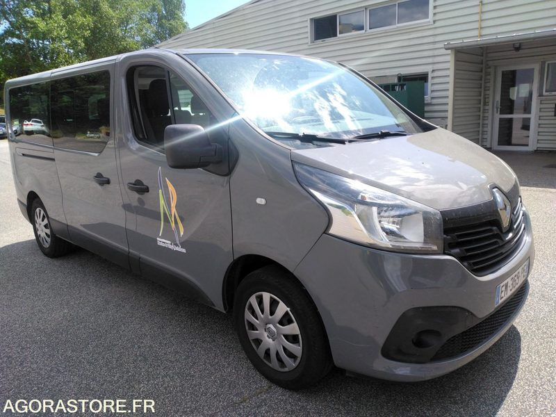 Renault Trafic 2017 114300 kms - حافلة صغيرة, ميكروباص: صورة 2 Renault Trafic 2017 114300 kms - حافلة صغيرة, ميكروباص: صورة 2
