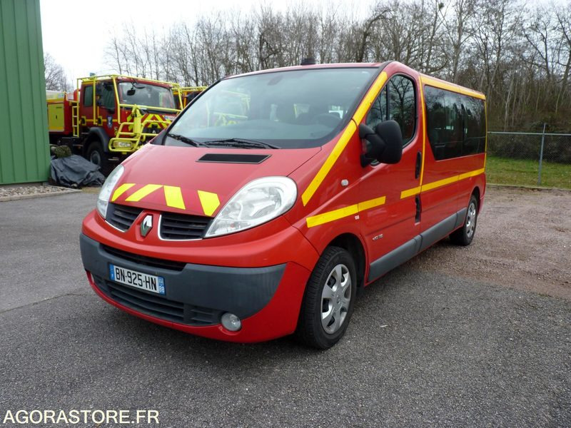 Renault Trafic 9 Places - فان المدمجة: صورة 3 Renault Trafic 9 Places - فان المدمجة: صورة 3